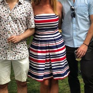 Vineyard vines red white blue dress